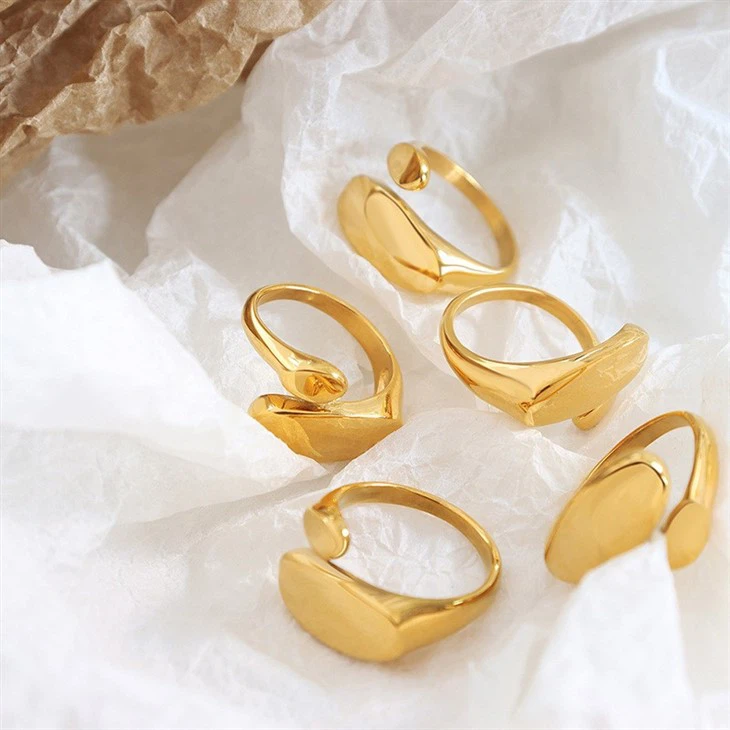 modern geometric rings
