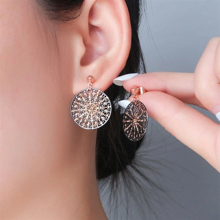 Geometric Filigree Disc Earrings