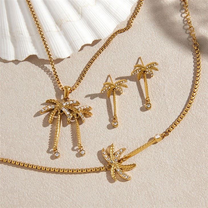 Palm Tree Charm Bracelet best